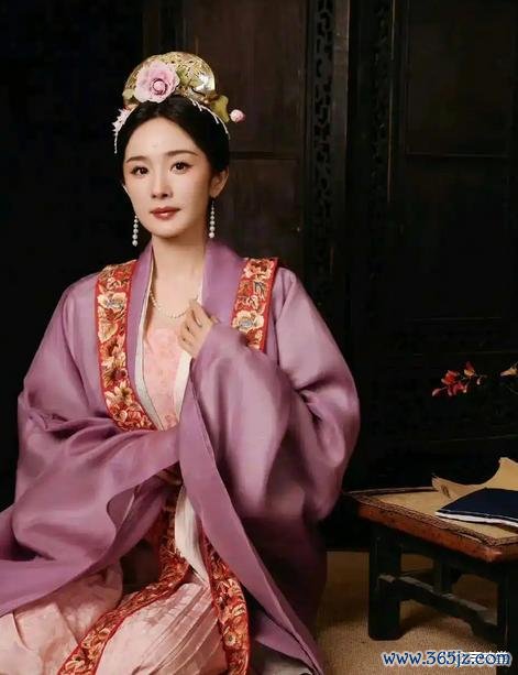 杨幂同款汉服卖爆了 明星效应引爆汉服忻悦